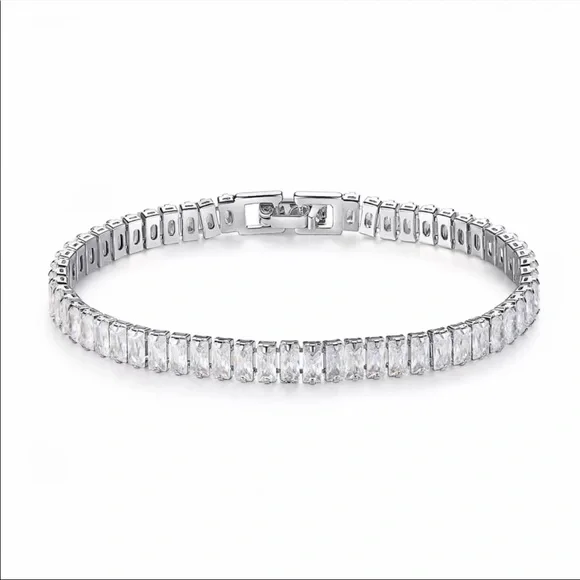 NEW LUXURY BANGLE 925 STERLING SILVER BRACELET, NICE BRACELET, CUTE BRACELET - Picture 7 of 7